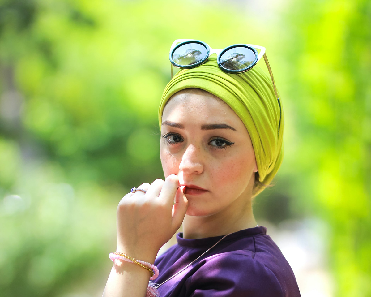 Почему нельзя носить очки на голове